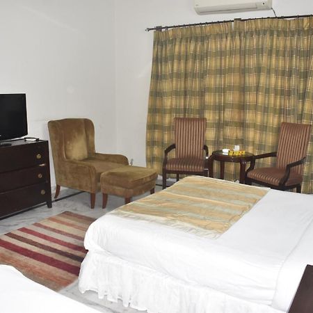 Pyramid International Guest House Islamabad Eksteriør bilde