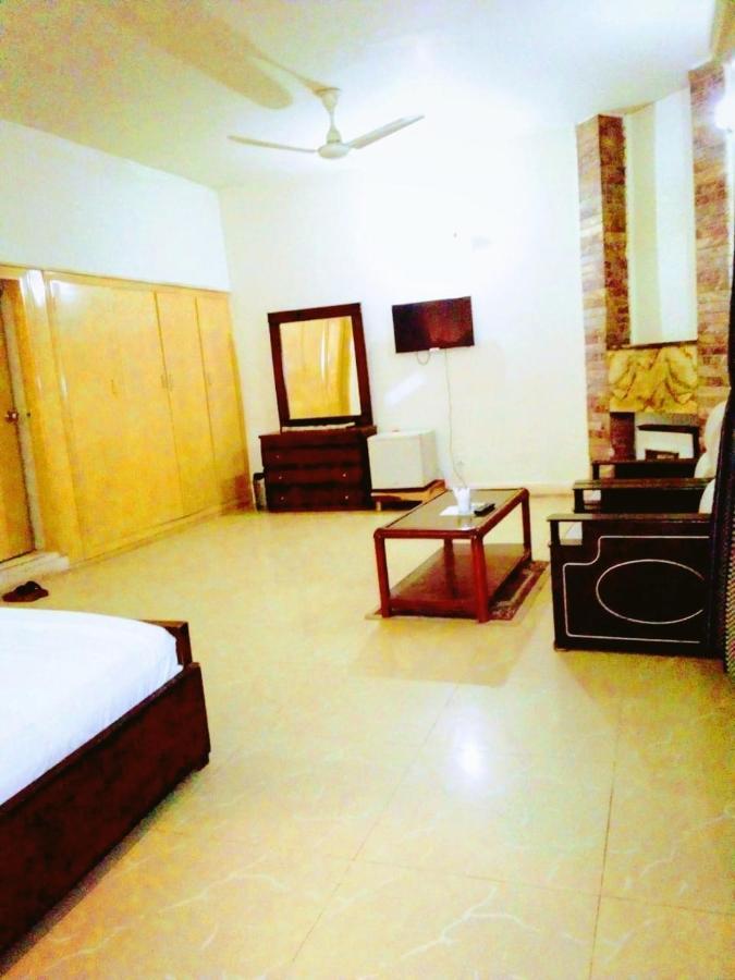 Pyramid International Guest House Islamabad Rom bilde