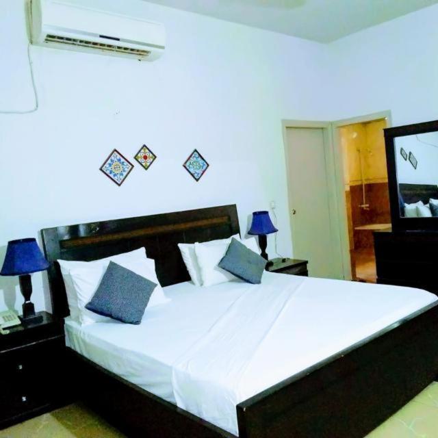Pyramid International Guest House Islamabad Eksteriør bilde